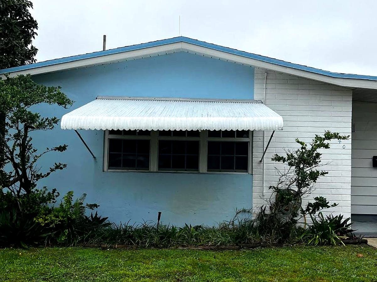 Awning & facade wash
